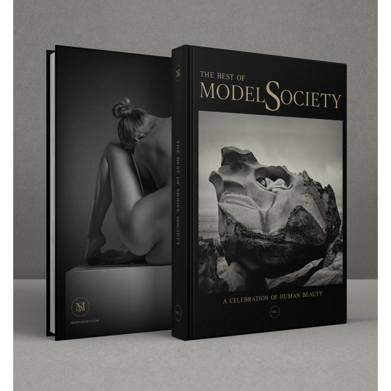 The Best of Model Society - Édition standard